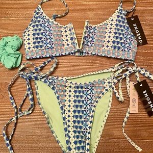 ONEONE Swim - Jenna top & Alexa bottom in Canggu